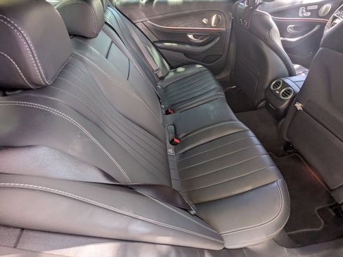 Used 2022 Mercedes-Benz E 350 Sedan image 18