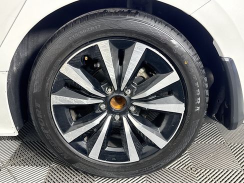Used 2024 Honda Civic EX image 35