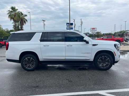 Used 2025 GMC Yukon XL Elevation RWD image 7