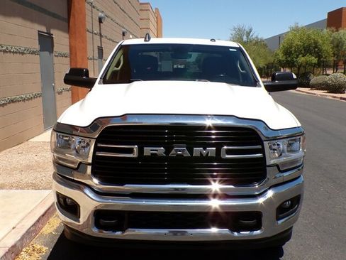 Used 2020 RAM 2500 Big Horn w/ Level 1 Equipment Group AWD/4WD image 2