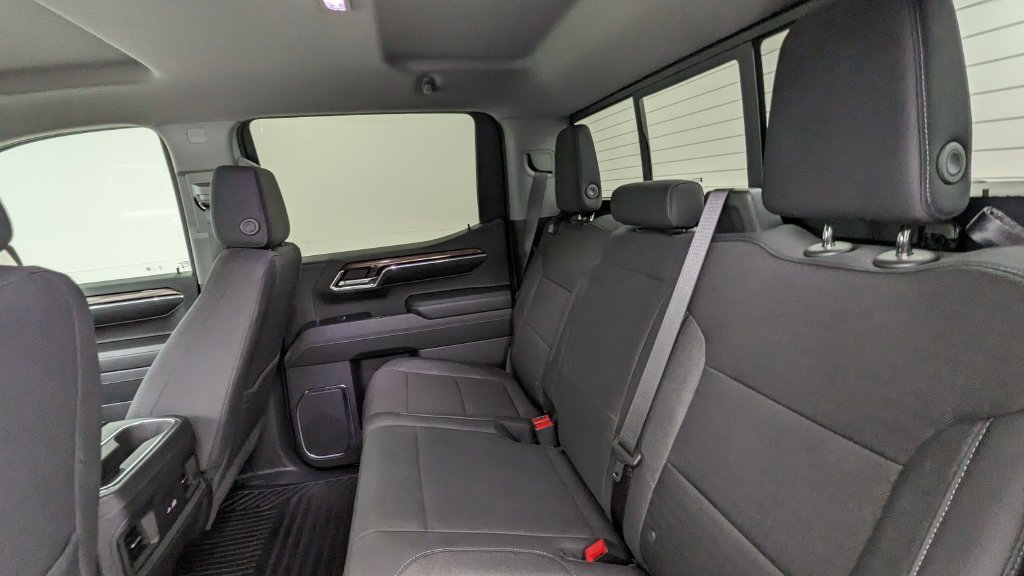 Used 2024 Chevrolet Silverado 1500 RST w/ Convenience Package II AWD/4WD image 34