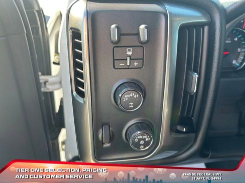 Used 2018 Chevrolet Silverado 1500 LT w/ All Star Edition image 13