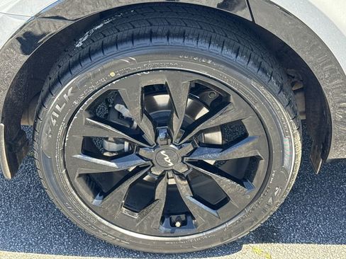 Used 2022 Kia Sorento SX image 17