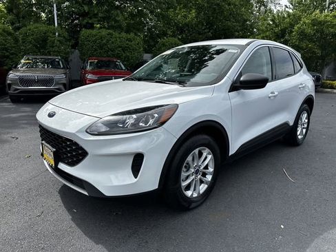 Certified 2022 Ford Escape SE w/ Convenience Package AWD/4WD image 9