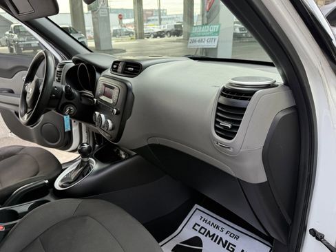 Used 2016 Kia Soul image 20