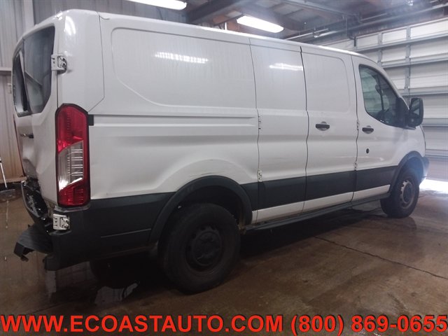 Used 2016 Ford Transit 250 130 Low Roof RWD image 4