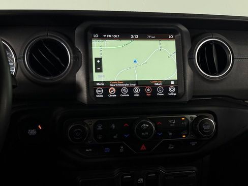 Used 2023 Jeep Wrangler Unlimited Rubicon 4xe w/ Steel Bumper Group AWD/4WD image 19