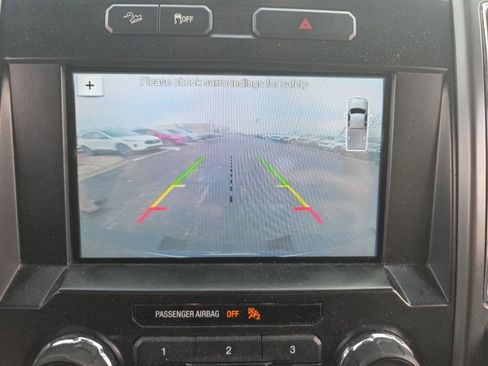 Used 2016 Ford F150 XLT w/ Equipment Group 302A Luxury image 10