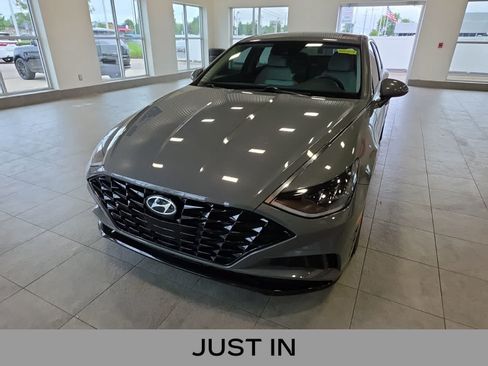 Used 2023 Hyundai Sonata SEL FWD image 1