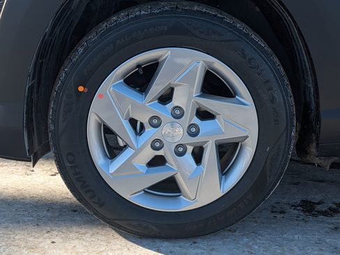 New 2026 Hyundai Kona SE image 5