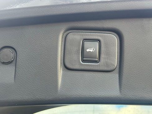 Used 2024 Nissan Murano Platinum w/ Cargo Package image 29