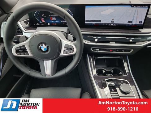 Used 2025 BMW X5 xDrive40i w/ M Sport Package AWD/4WD image 30