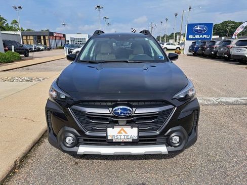 Certified 2025 Subaru Outback Limited AWD/4WD image 9