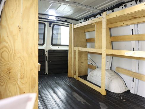 Used 2020 GMC Savana 2500 w/ Driver Convenience Package image 17