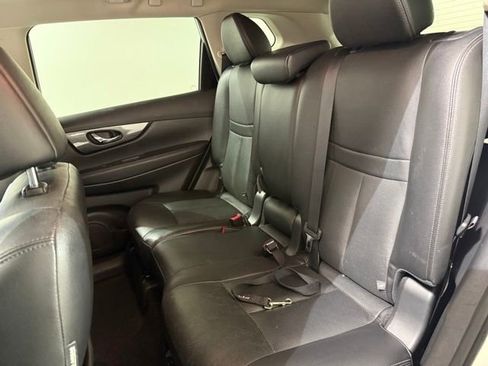 Used 2016 Nissan Rogue SL w/ SL Premium Package AWD/4WD image 26