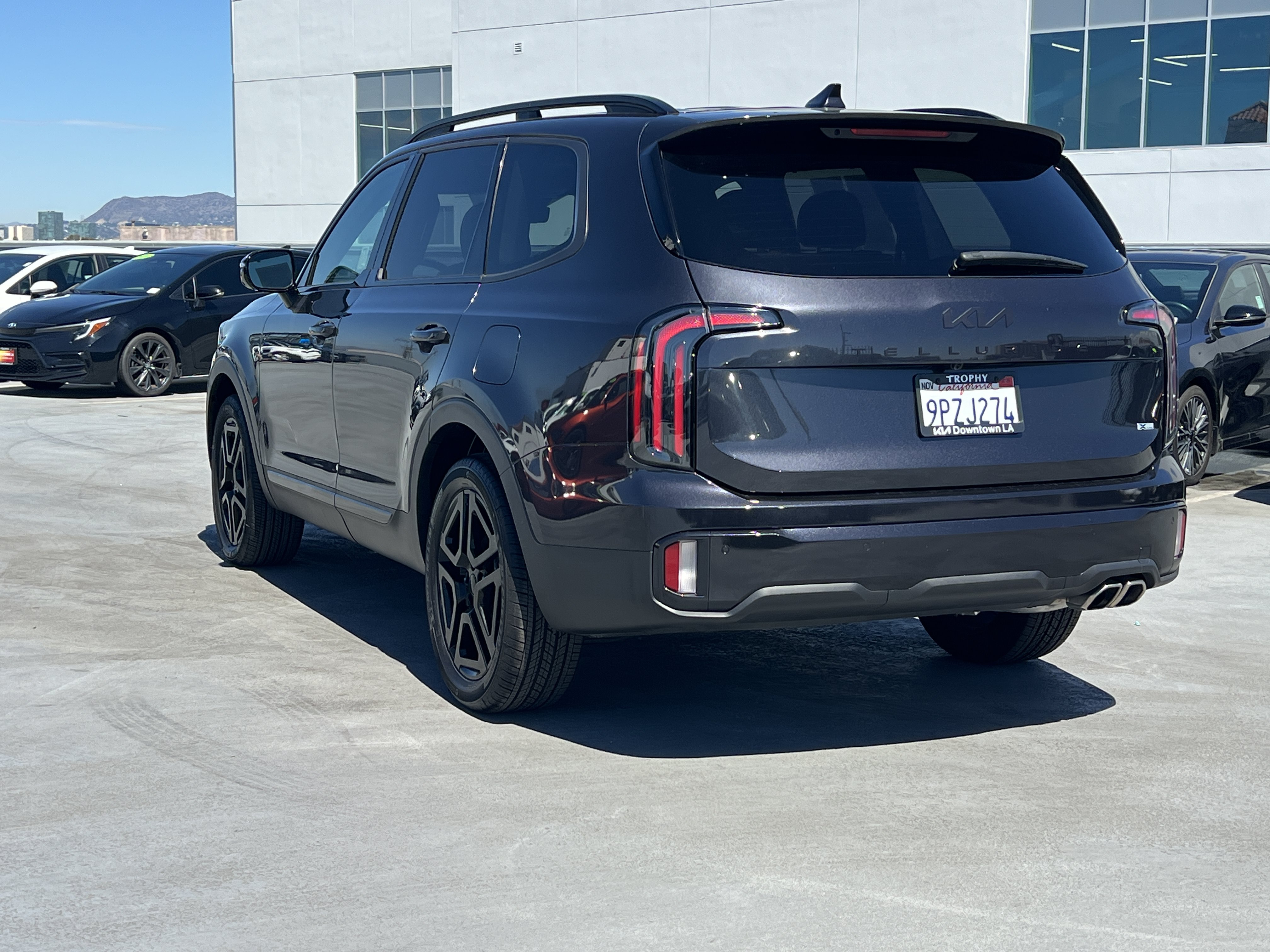 Used 2025 Kia Telluride SX Prestige X-Line AWD/4WD image 4