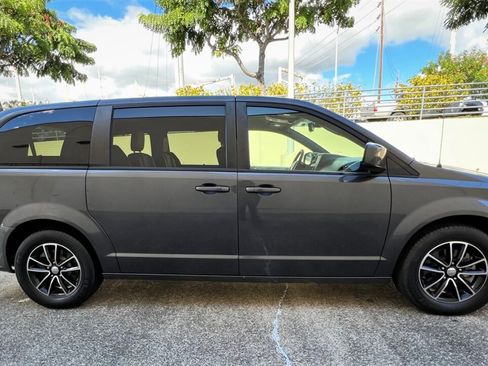 Used 2019 Dodge Grand Caravan GT FWD image 6