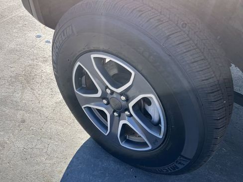 Used 2020 Jeep Wrangler Unlimited Sport S image 11