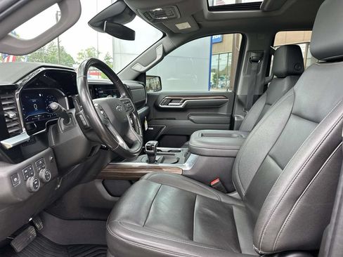 Used 2022 Chevrolet Silverado 1500 RST AWD/4WD image 14