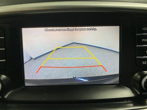 Used 2019 Kia Sorento EX image 31