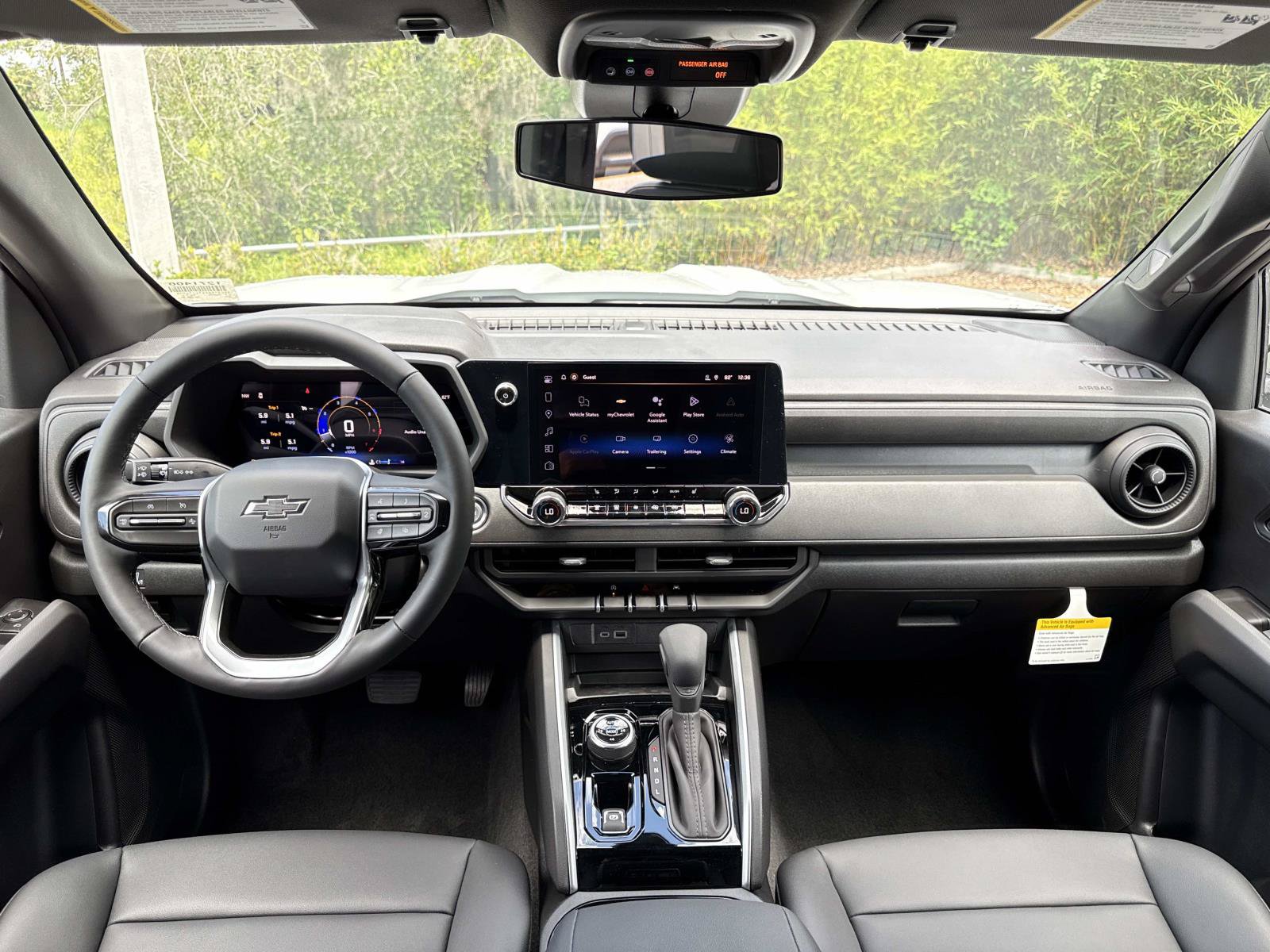 New 2026 Chevrolet Colorado Trail Boss w/ Midnight Edition AWD/4WD image 12