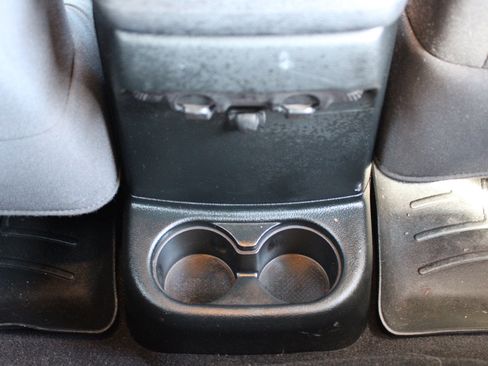 Used 2018 Jeep Wrangler Sport image 29