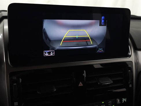 Used 2022 Lexus GX 460 Premium w/ Premium Package image 29