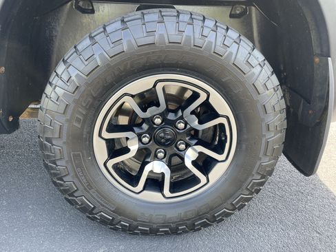 Used 2016 RAM 1500 Rebel w/ Luxury Group AWD/4WD image 28
