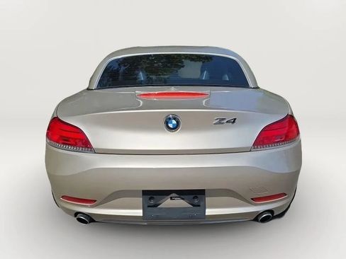 Used 2012 BMW Z4 sDrive35i RWD image 8