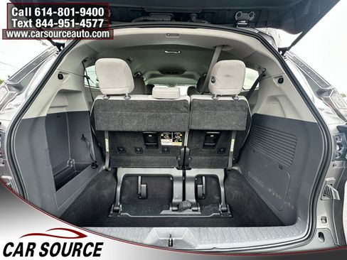 Used 2024 Toyota Sienna LE FWD image 23