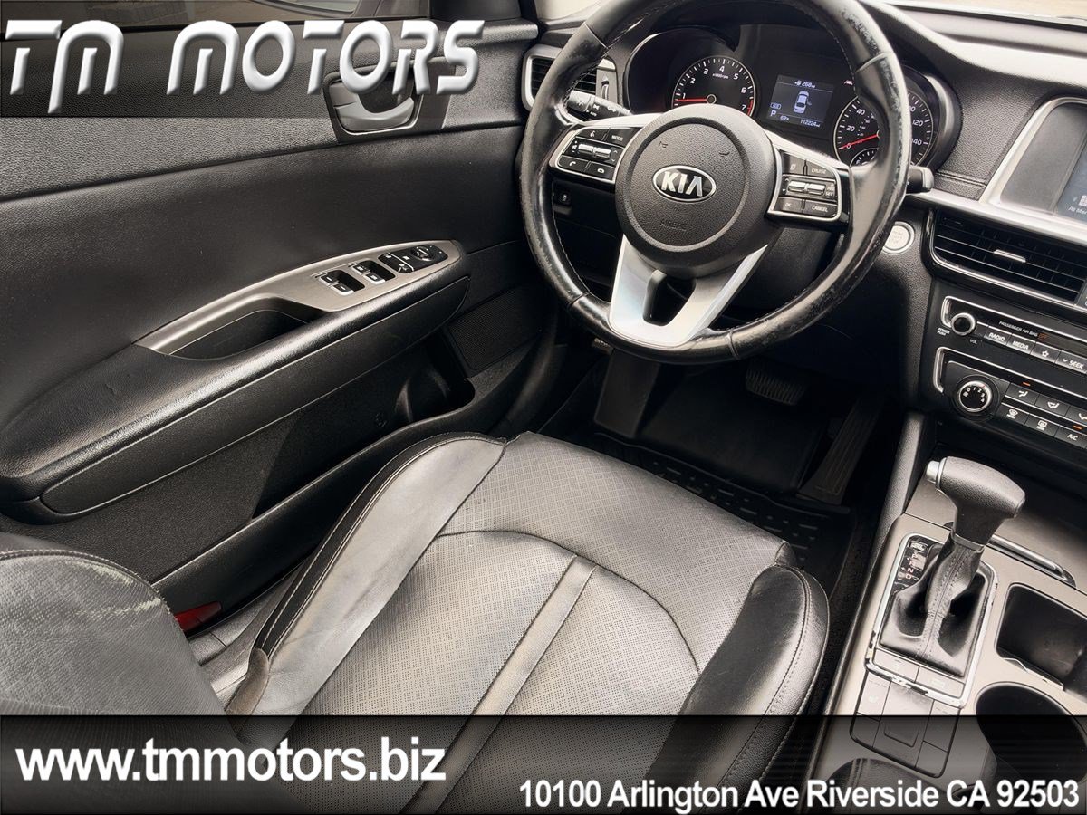Used 2020 Kia Optima SE FWD image 13