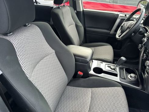 Used 2024 Toyota 4Runner SR5 image 28