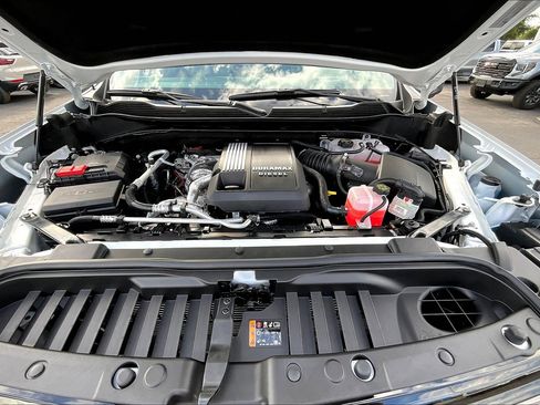 New 2026 Chevrolet Silverado 1500 ZR2 image 11