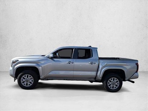 Used 2024 Toyota Tacoma SR5 image 10