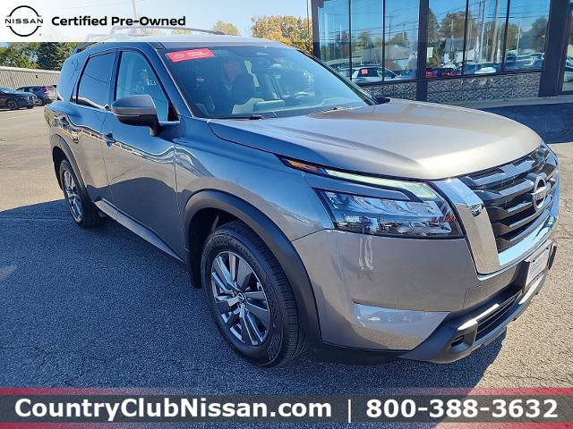 Certified 2025 Nissan Pathfinder SV AWD/4WD image 2