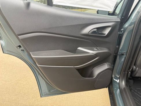 New 2026 Chevrolet Trax LT w/ Driver Confidence Package image 12