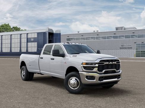 New 2026 RAM 3500 Tradesman AWD/4WD image 6