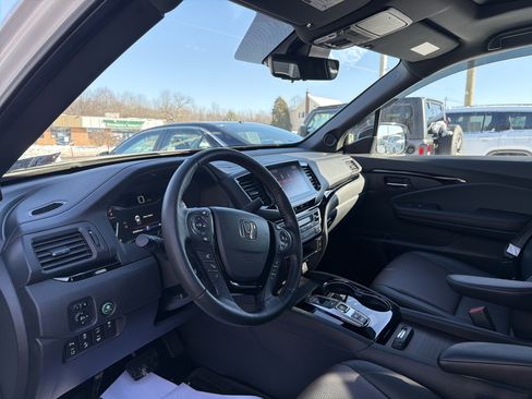 Used 2021 Honda Ridgeline Black Edition image 15