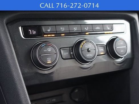 Used 2021 Volkswagen Tiguan SE image 24