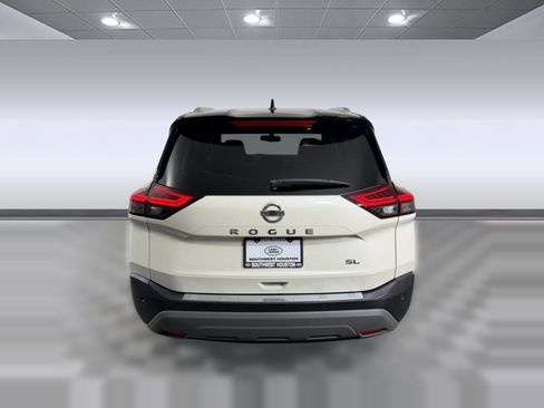 Used 2021 Nissan Rogue SL FWD image 10