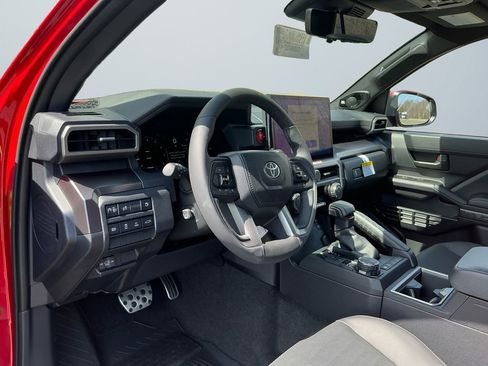 Used 2025 Toyota 4Runner TRD Sport Premium w/ Tow Technology Package AWD/4WD image 10