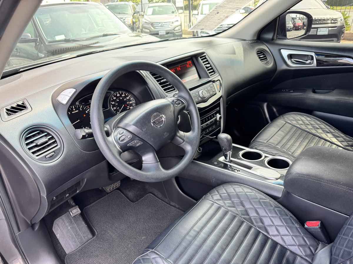 Used 2016 Nissan Pathfinder S FWD image 40