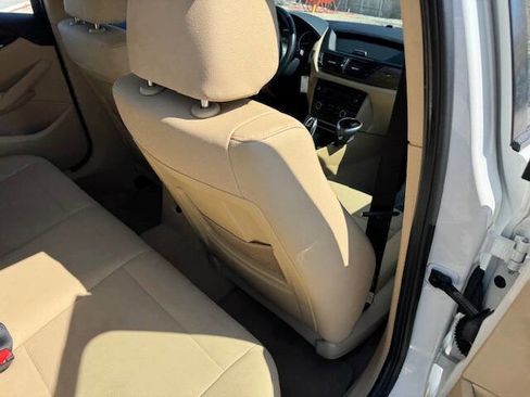 Used 2014 BMW X1 sDrive28i RWD image 16