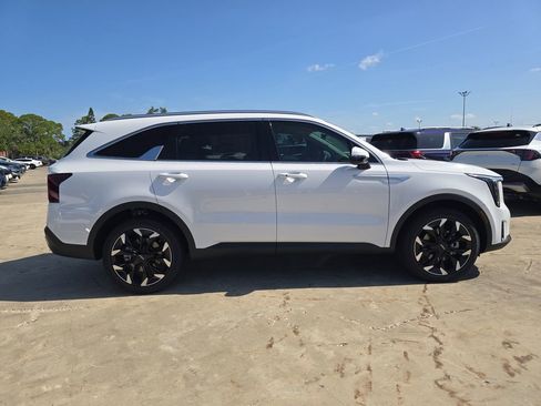 New 2026 Kia Sorento EX FWD image 9