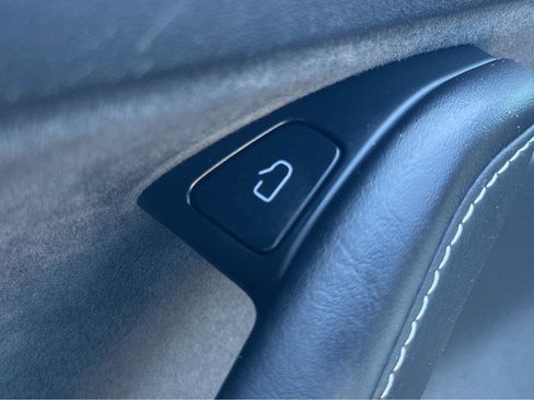 Used 2023 Tesla Model 3 Standard Range image 30