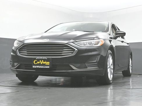 Used 2020 Ford Fusion SE FWD image 44