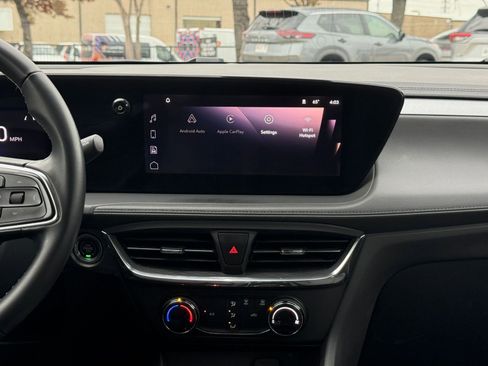 Used 2025 Buick Encore GX Preferred image 18