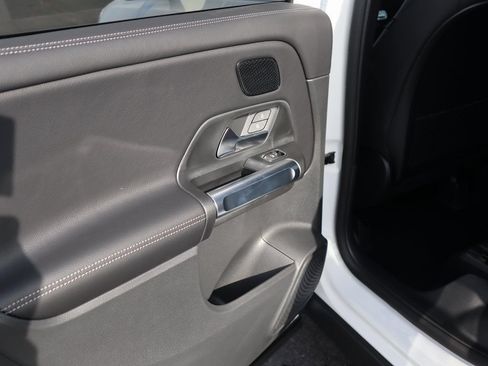 Certified 2026 Mercedes-Benz GLB 250 4MATIC image 22