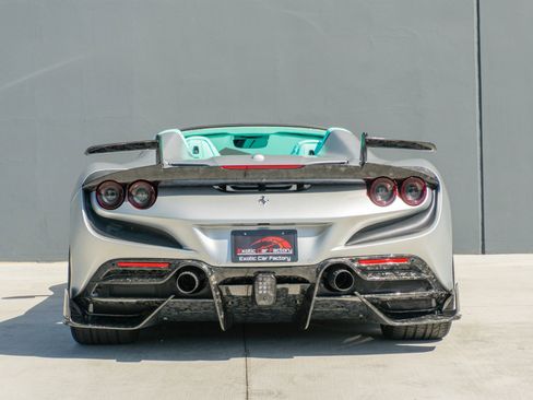 Used 2023 Ferrari F8 Tributo image 9