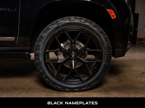 Used 2023 GMC Yukon Denali Ultimate image 12